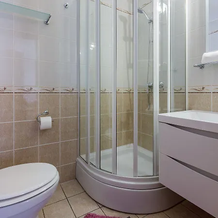Appartement Bezauberndes Nur 100 Meter Zum Mit Sauna, Whirlpool, Meerblick, Wifi *