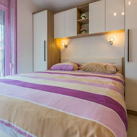 Appartement Bezauberndes Nur 100 Meter Zum Mit Sauna, Whirlpool, Meerblick, Wifi *