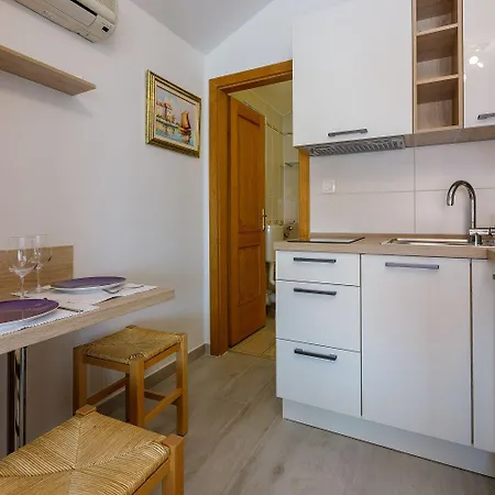 Bezauberndes Nur 100 Meter Zum Mit Sauna, Whirlpool, Meerblick, Wifi