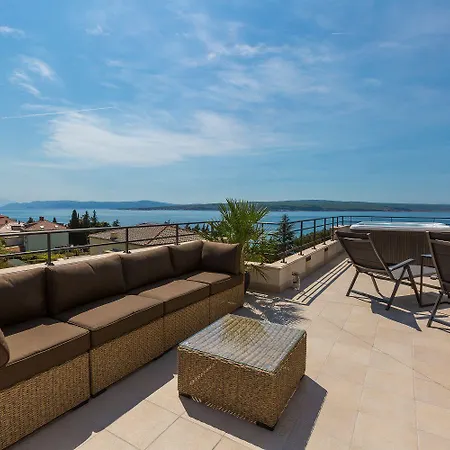 Bezauberndes Nur 100 Meter Zum Mit Sauna, Whirlpool, Meerblick, Wifi * Dramalj
