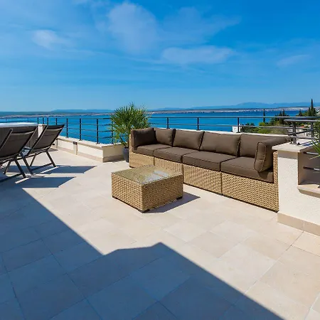 Bezauberndes Nur 100 Meter Zum Mit Sauna, Whirlpool, Meerblick, Wifi *