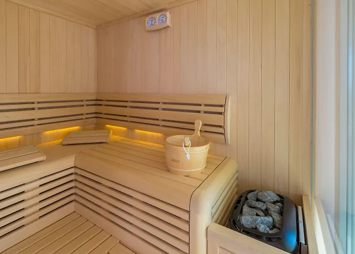 Bezauberndes Nur 100 Meter Zum Mit Sauna, Whirlpool, Meerblick, Wifi *